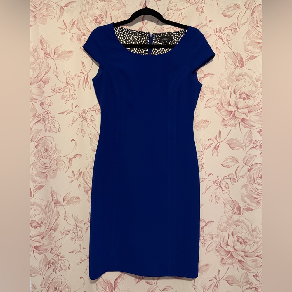 Tahari Royal Blue Top with Geometric Lining